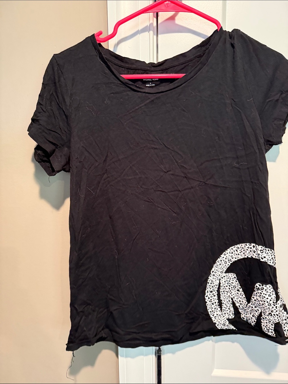 MICHAEL Michael Kors Black Short-Sleeve Tee with White Logo Accent
